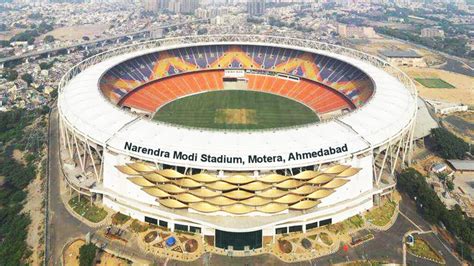 narendra modi stadium ahmedabad capacity